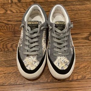 Vintage Havana sneakers